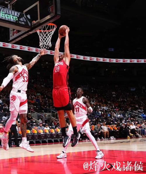 火箭官推晒申京赛照：豪取33分10篮板10助攻2抢断