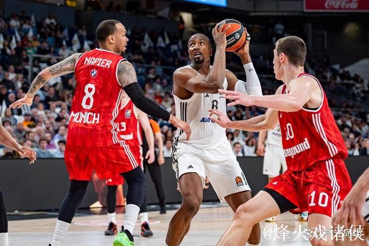 本赛季场均得分15以上的二年级新秀：仅卡斯尔与萨尔入选