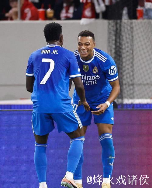 姆巴佩大四喜助力4:3,打破双纪录,皇马稳住不翻车 姆巴佩大四喜助力4:3,打破双纪录,皇马稳住不翻车